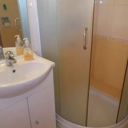 Apartament Sunce - One Bedroom With Terrace And Sea View Murter
