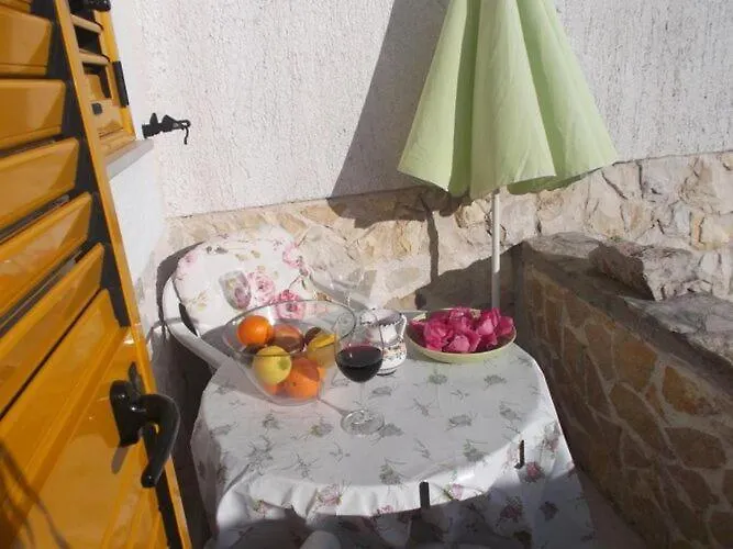 Sunce - One Bedroom With Terrace And Sea View דירה